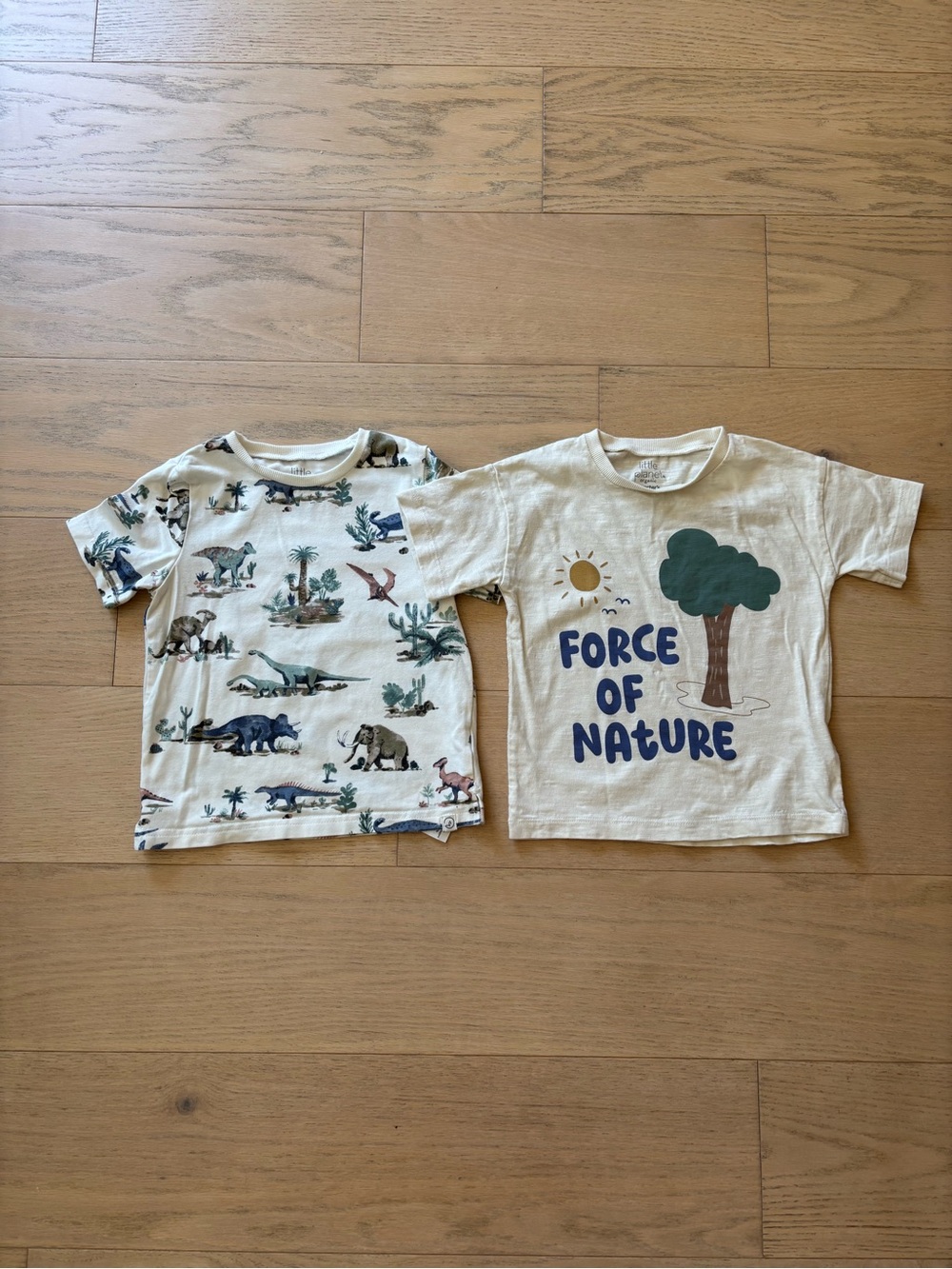 Little planet by Carter’s 2- pack graphic tee, size 3T
